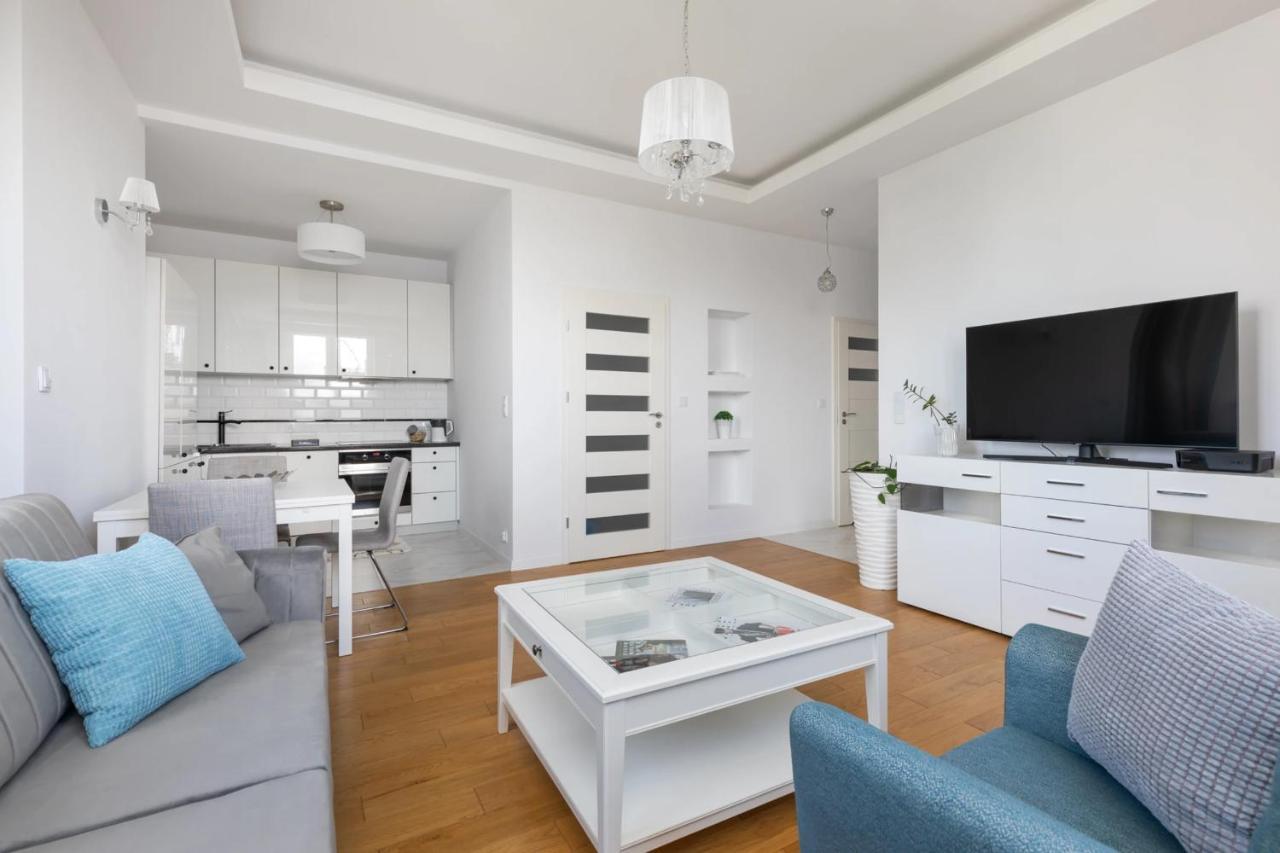 Przestronny Apartament Z Widokiem Na Miasto W Warszawie Warschau Exterior foto