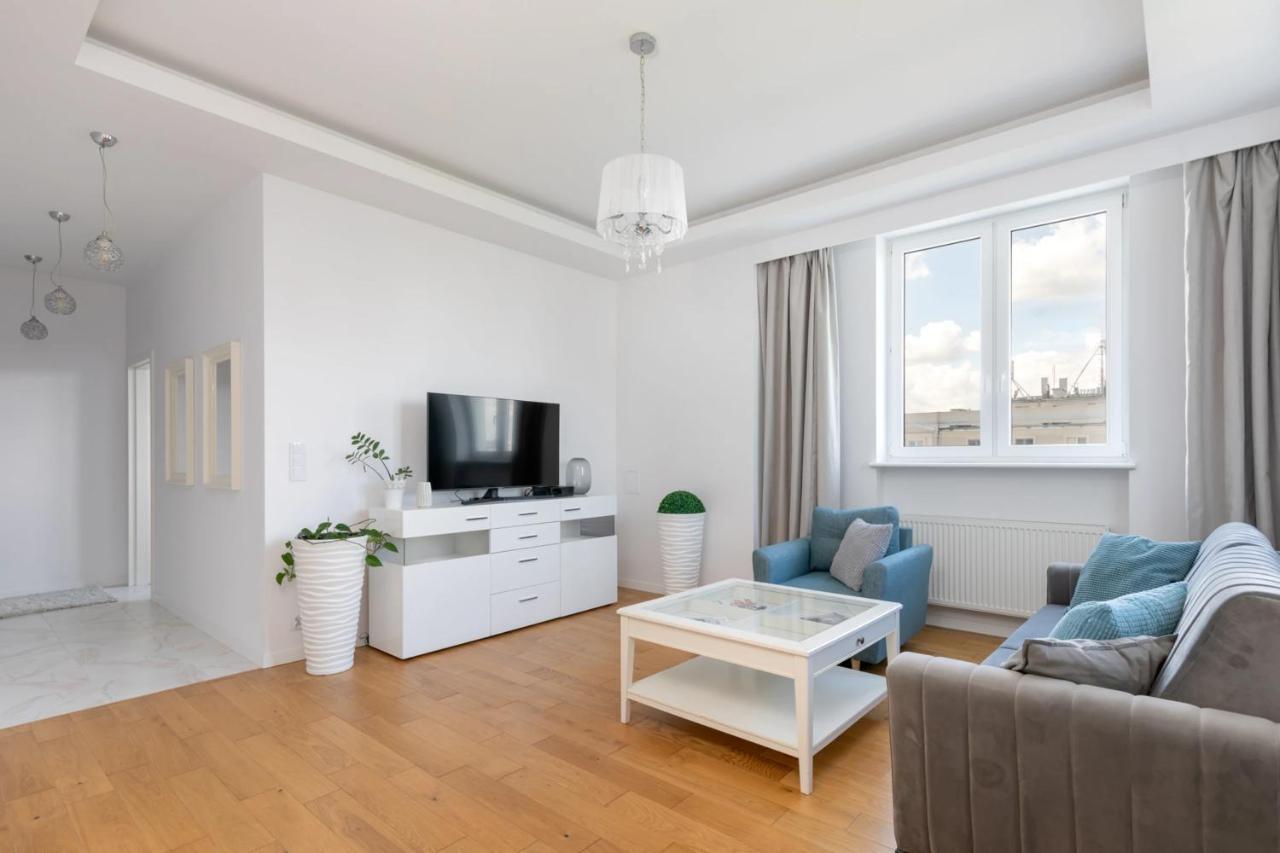 Przestronny Apartament Z Widokiem Na Miasto W Warszawie Warschau Exterior foto